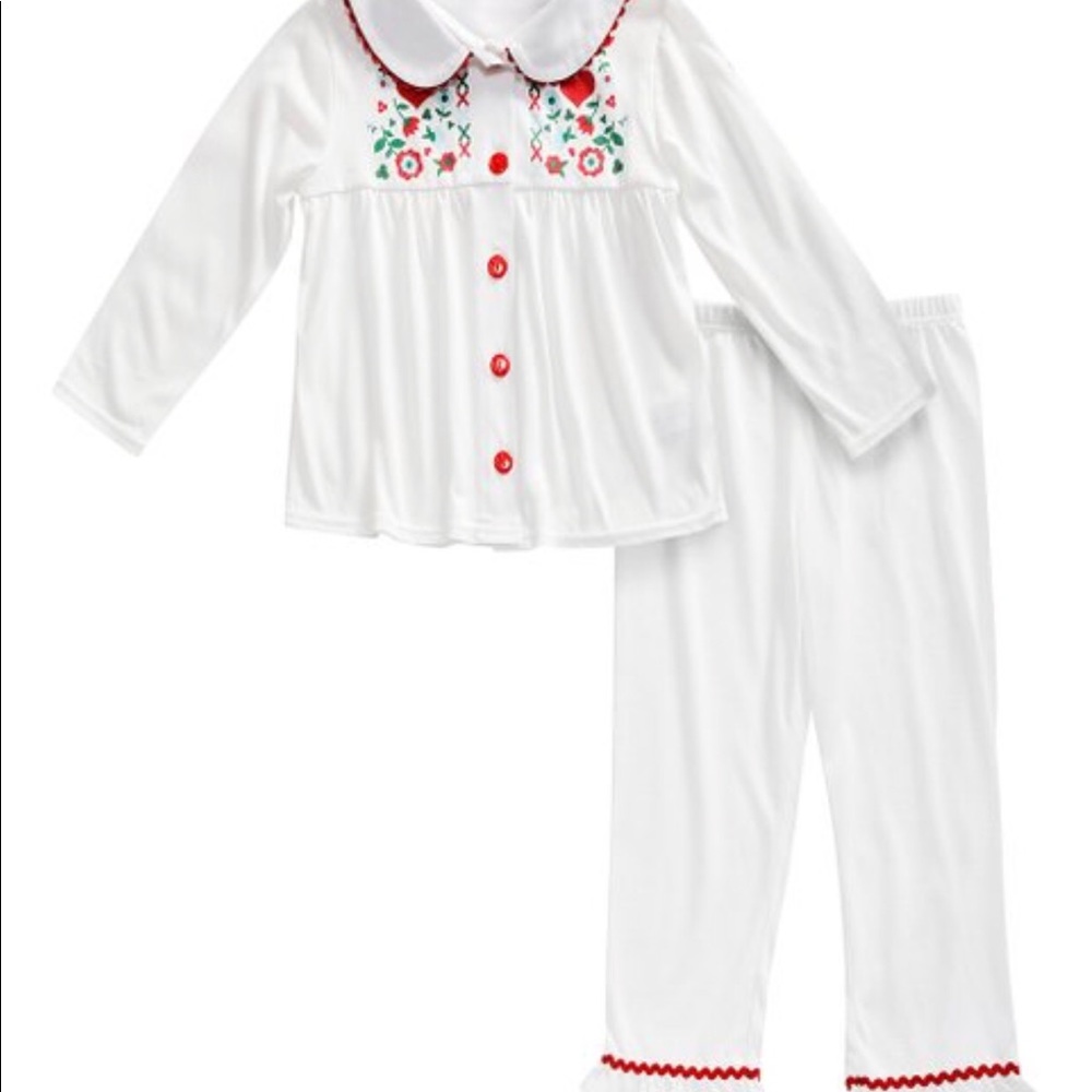 2 piece pajama set. Holiday Christmas pajamas 🌲